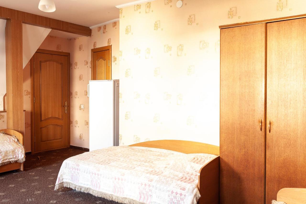Gostinitsa "Elen" Hotel Shchuchyn Exterior photo